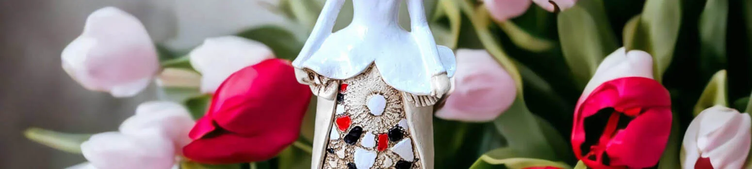 Pomysły na prezent dla księdza, katechety, katechetki na Komunię od rodziców