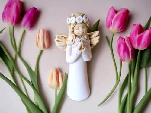 Aniołek Eva - biała -  15 cm figurka dekoracyjna gipsowa