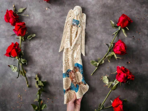 Anioł Genesis - wiszący turkus brąz -  55 x 20 cm figurka dekoracyjna gipsowa