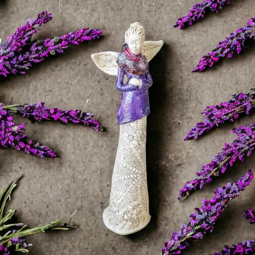 Anioł Catherine - wrzosowy -  35 x 15 cm figurka dekoracyjna gipsowa