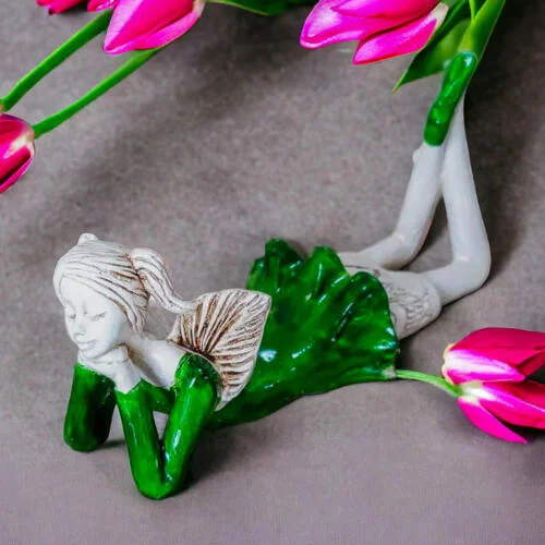 Aniołek Dixie - zielony -  15 cm figurka dekoracyjna gipsowa