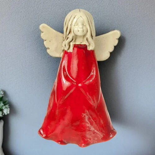 Anioł Monica - czerwona -  18 x 10 cm figurka dekoracyjna gipsowa