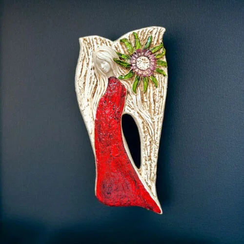 Anioł Xenylla - czerwony -  figurka dekoracyjna gipsowa 31 x 16 cm