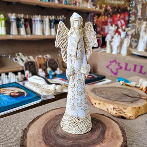 Anioł Abdiel - biały -  35 x 15 cm figurka dekoracyjna gipsowa