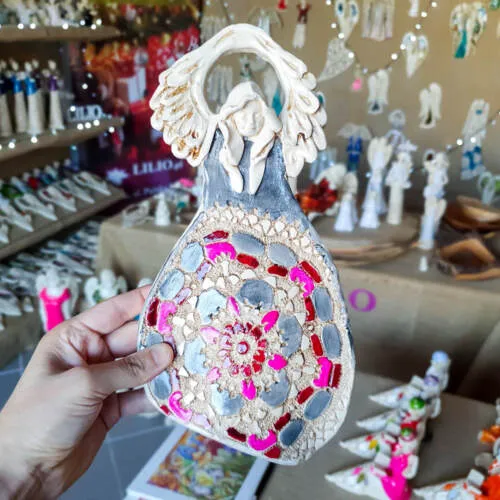 Anioł Obfitości - szary burgund -  31 x 16 cm figurka dekoracyjna gipsowa