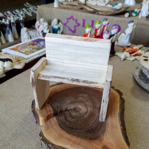 Ławeczka drewniana  -  ozdoba z drewna