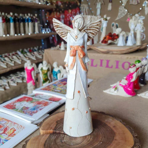 Anioł Lily - ecru -  35 x 15 cm figurka dekoracyjna gipsowa