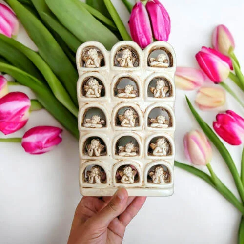 Aniołki w okienku na szczęście - duże -  22 x 14 cm figurka dekoracyjna gipsowa