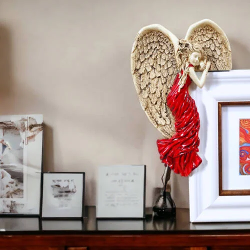 Anioł Andrea - czerwony lewy -  19 x 11 cm figurka dekoracyjna gipsowa