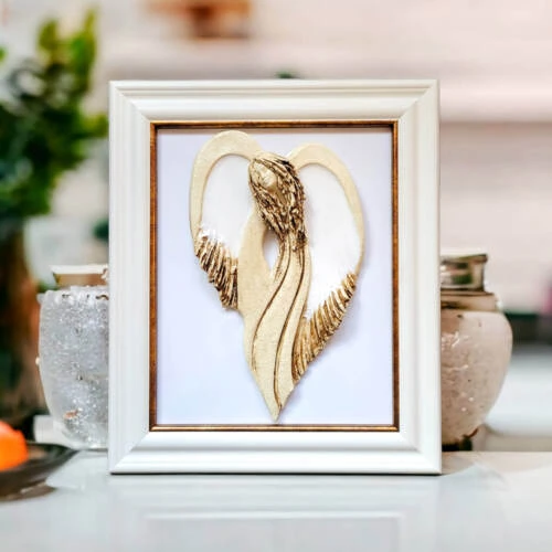 Anioł Cynthia biała + ramka - wiszące -  30 x 20 cm figurka dekoracyjna gipsowa