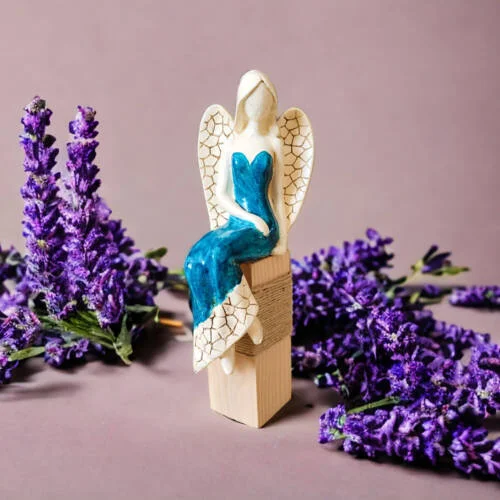 Anioł Emily - turkus siedzący -  22 x 9 cm figurka dekoracyjna gipsowa