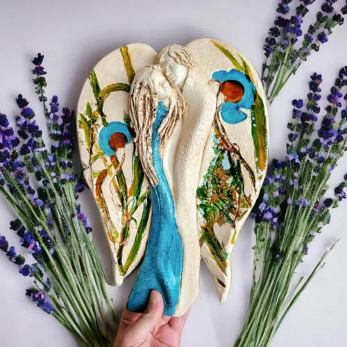 Kochające Anioły - wiszące turkus beż -  35 x 21 cm figurka dekoracyjna gipsowa