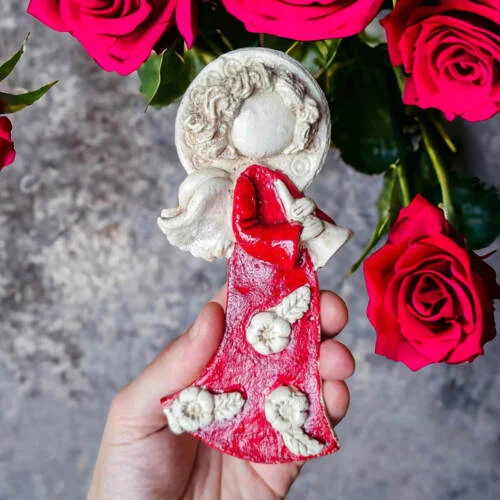 Liolinka z fletem - czerwony -  16 x 7 cm figurka dekoracyjna gipsowa