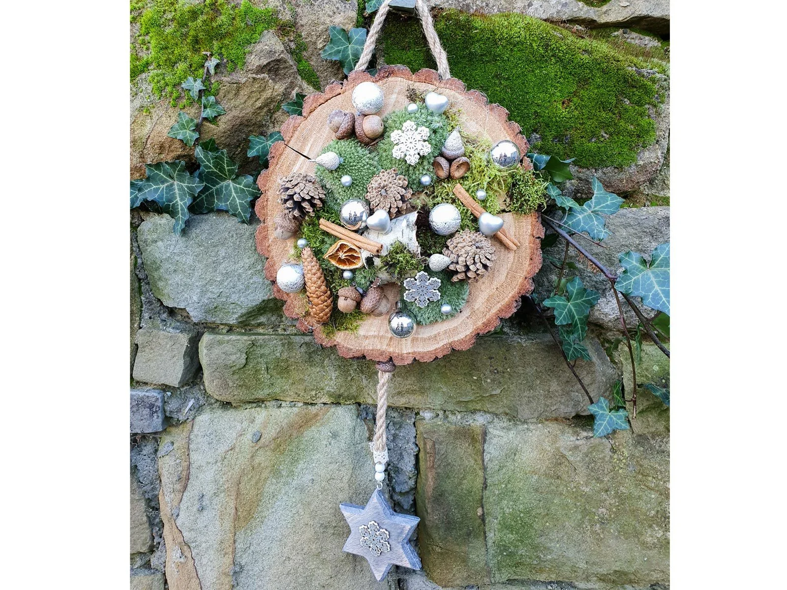 Stroik świąteczny na drzwi Stroik świąteczny na drzwi